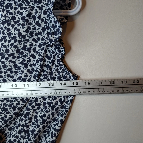 Monteau Women's Small Navy and White Pattern Sleeveless Faux Tie Front Blouse - Picture 10 of 10